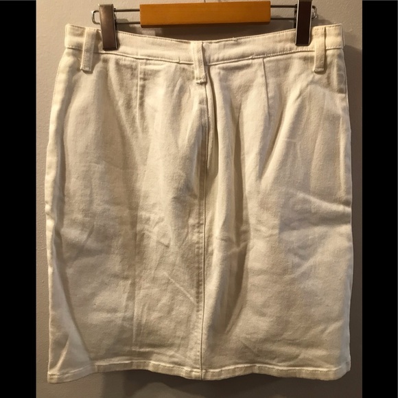 Yoyo Mimi Skirt with waist Buckled - Picture 2 of 4